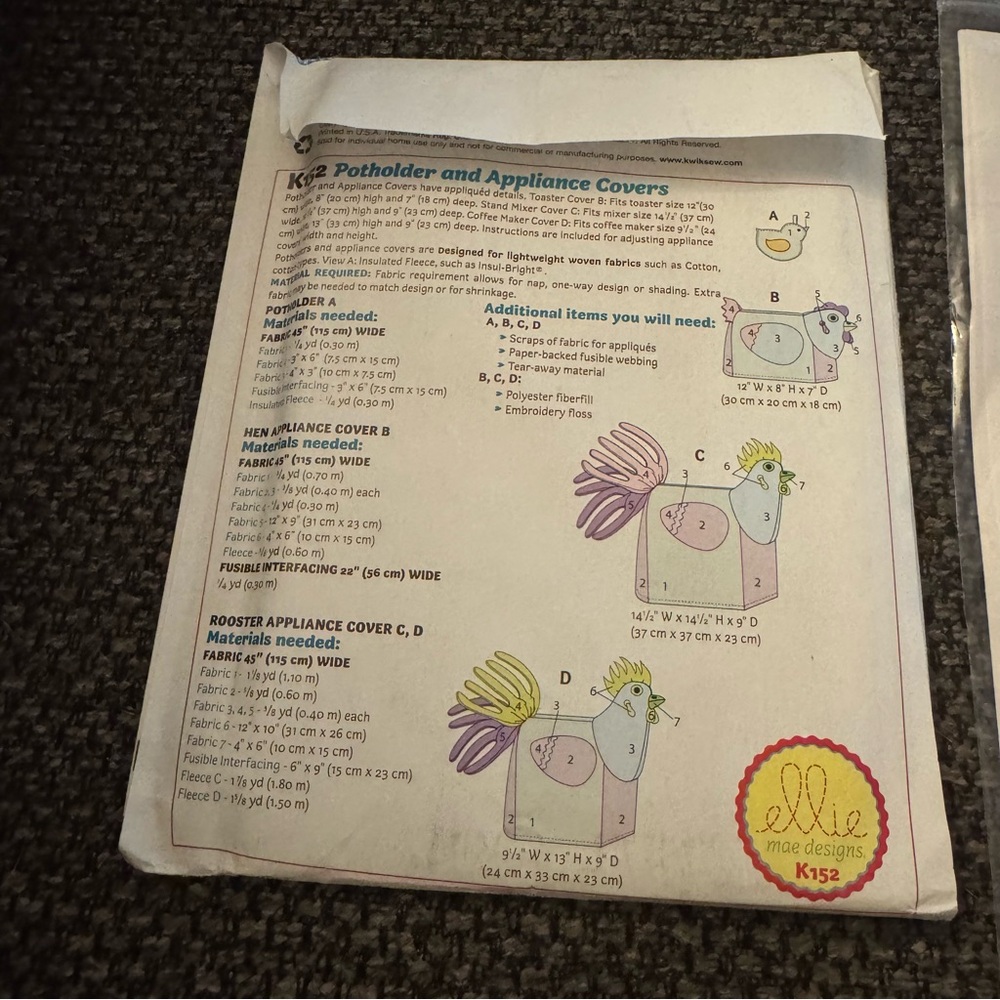 Sewing Pattern Set –‎ Ruling the Roost & Pot Pinchers (Uncut) - Picture 4 of 7